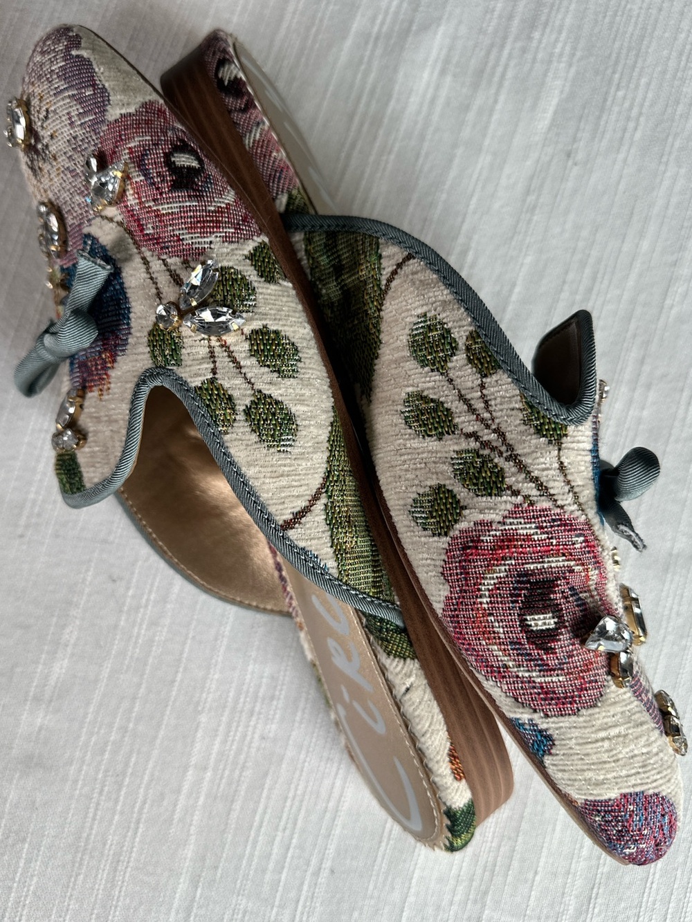 Circus NY by Sam Edelman Trish Floral Jewel Embellished Mules | 8  NWOB - Picture 4 of 7